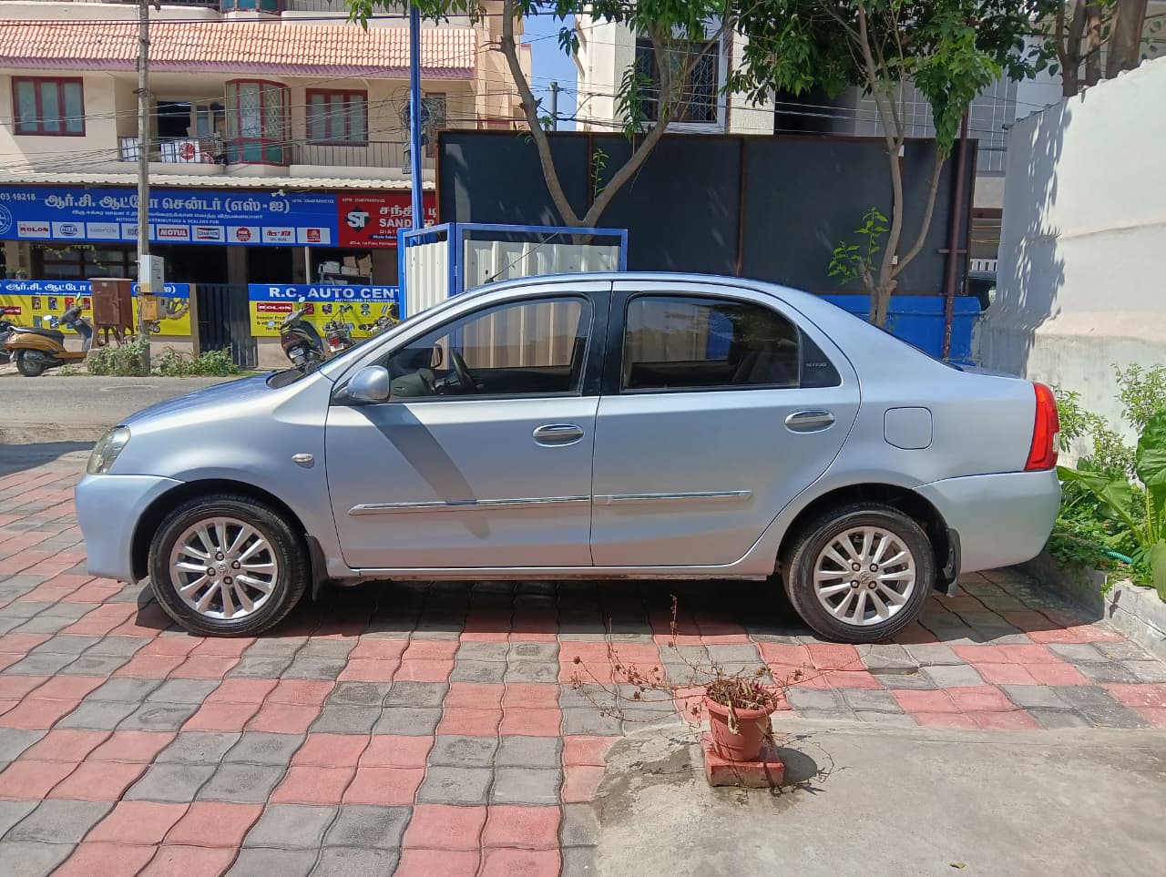 Toyota Etios - Image 6